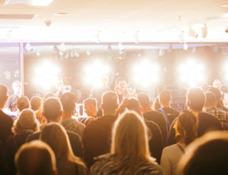 Volvo Car Warszawa - koncert Jareckiego w salonie