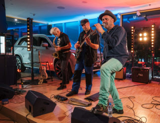 Volvo Car Warszawa - koncert Brygady Kryzys